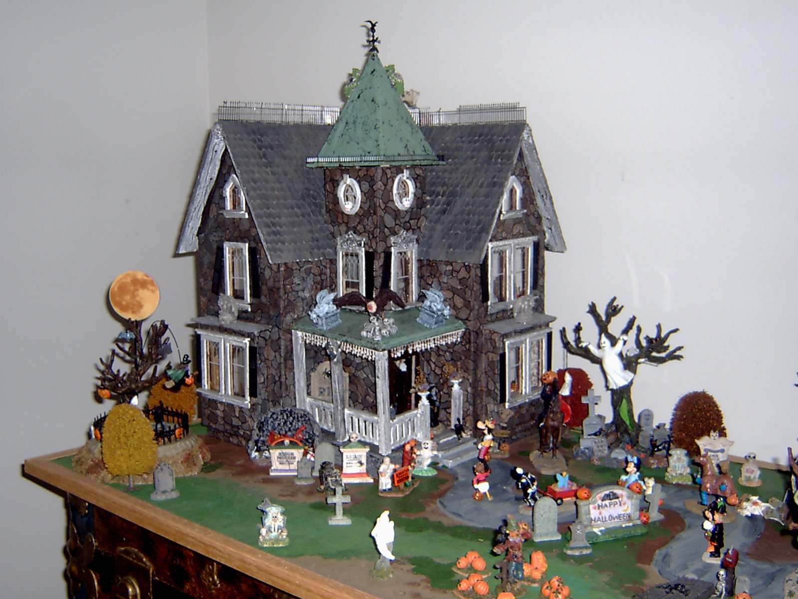 greenleaf haunted house kit